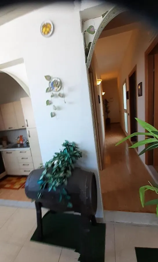 B&B Mistral Di Lizzio Salvatore Giarre Italien